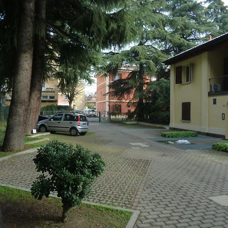 Апартаменти Il Giardinetto - Smart Working - Airport - Private Parking - Private Garden - Ducati - Philip Morris Болонья Екстер'єр фото