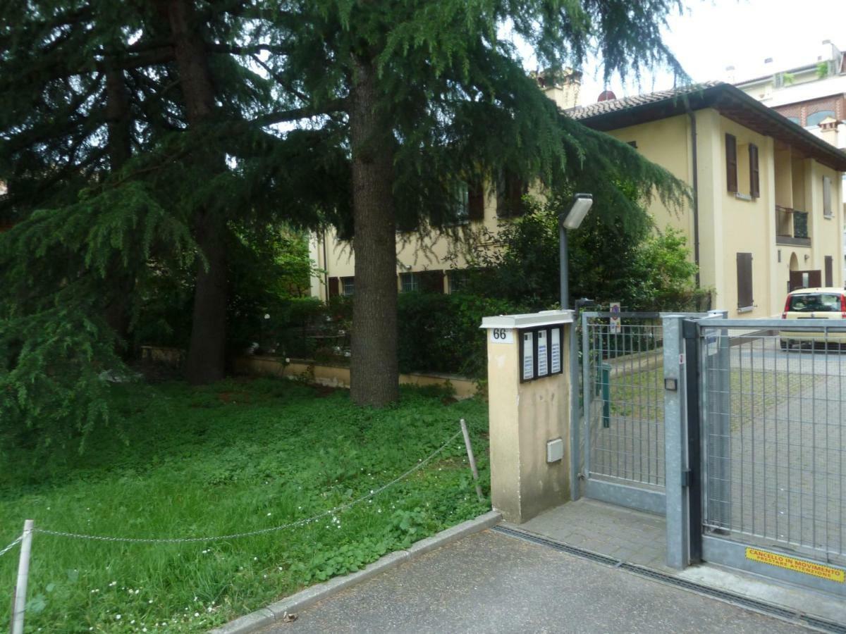 Апартаменти Il Giardinetto - Smart Working - Airport - Private Parking - Private Garden - Ducati - Philip Morris Болонья Екстер'єр фото